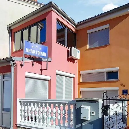 Lejlighed 2 Bedroom Lovely In *